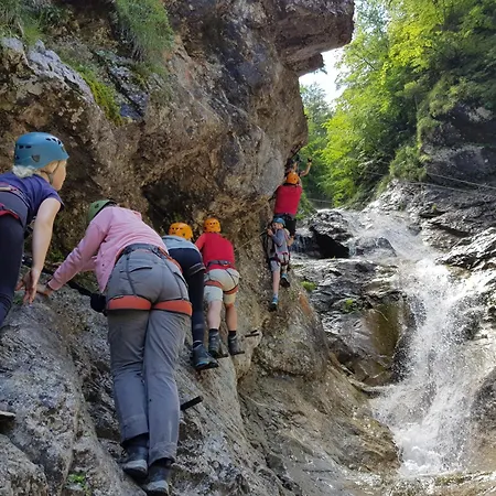 Theresienhof * Ledenitzen